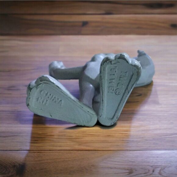 Vintage 1991 Bugs Bunny PVC Figure Warner Bros Looney Toons 3.5" Tall Loose - Picture 5 of 6